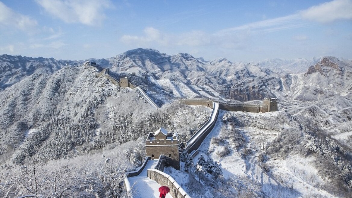 Κίνα: Το Σινικό Τείχος ντύθηκε στα λευκά - Εκπληκτικές φωτογραφίες